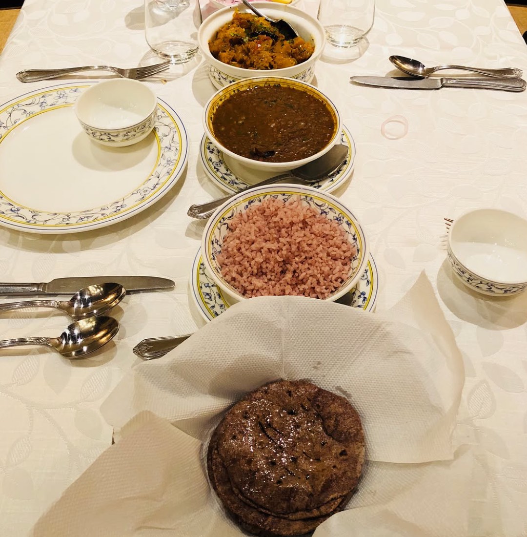 A Pahadi can relate to this Pahadi Thali includes Alu Gutke, Red Rice, Gahat Dal and Madua Roti