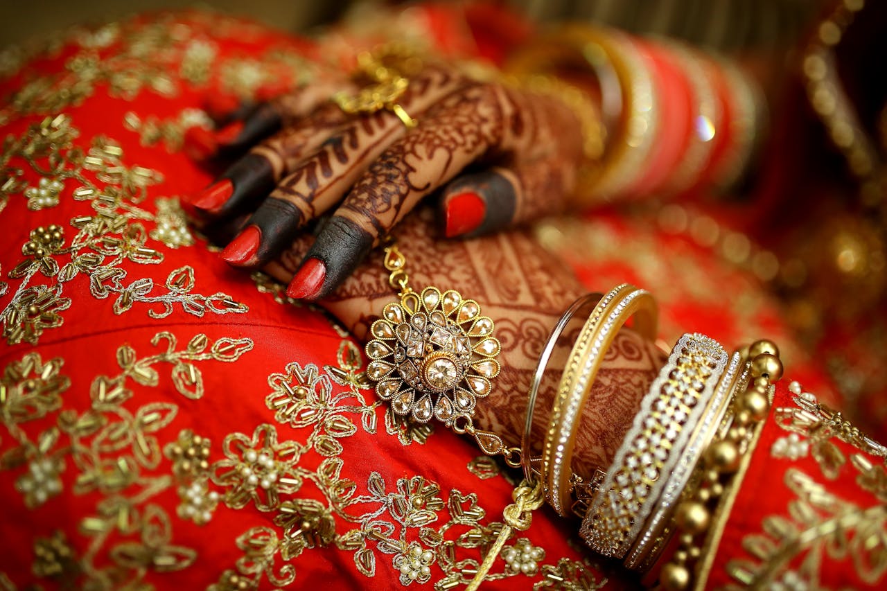 How to find a Beautiful Bride in Uttarakhand Online?