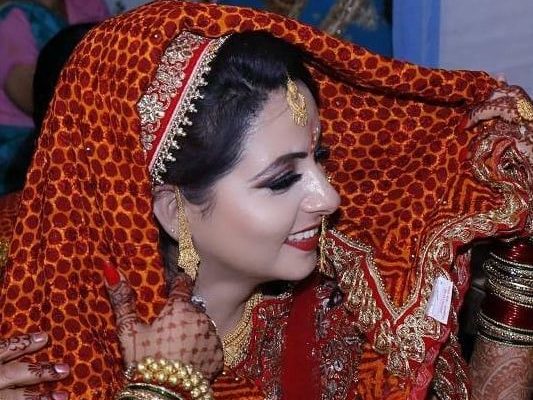 10 Tips to Bond with Pahadi In-Laws, More Than Chai and Namaste Pahadi Bride and In-Law's Bond